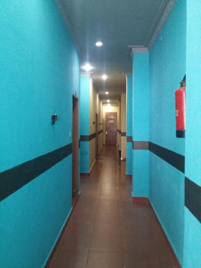 Reddoorz Near Yuki Simpang Raya Mall Medan 2 Exterior photo