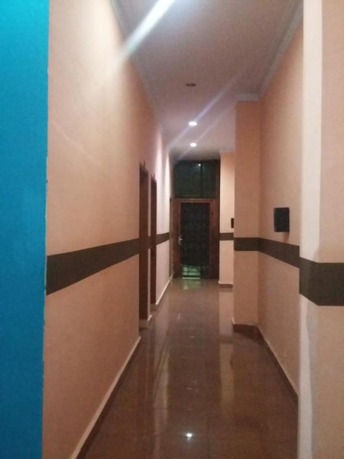 Reddoorz Near Yuki Simpang Raya Mall Medan 2 Exterior photo